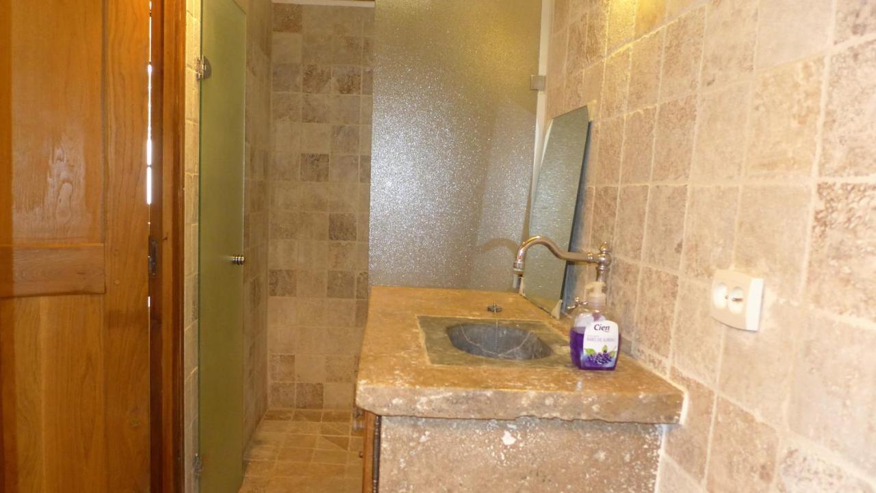 Armissan Ferienhaus Le Chateau מראה חיצוני תמונה
