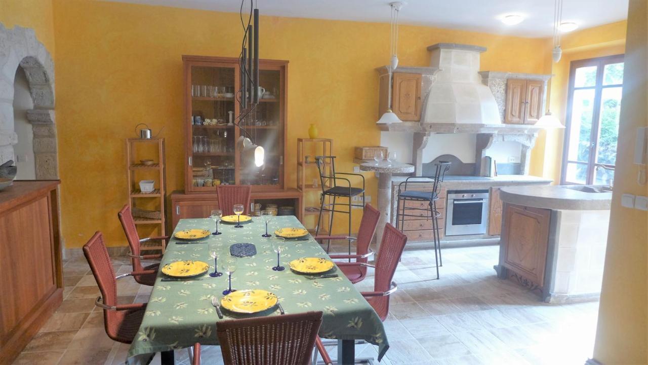 Armissan Ferienhaus Le Chateau מראה חיצוני תמונה